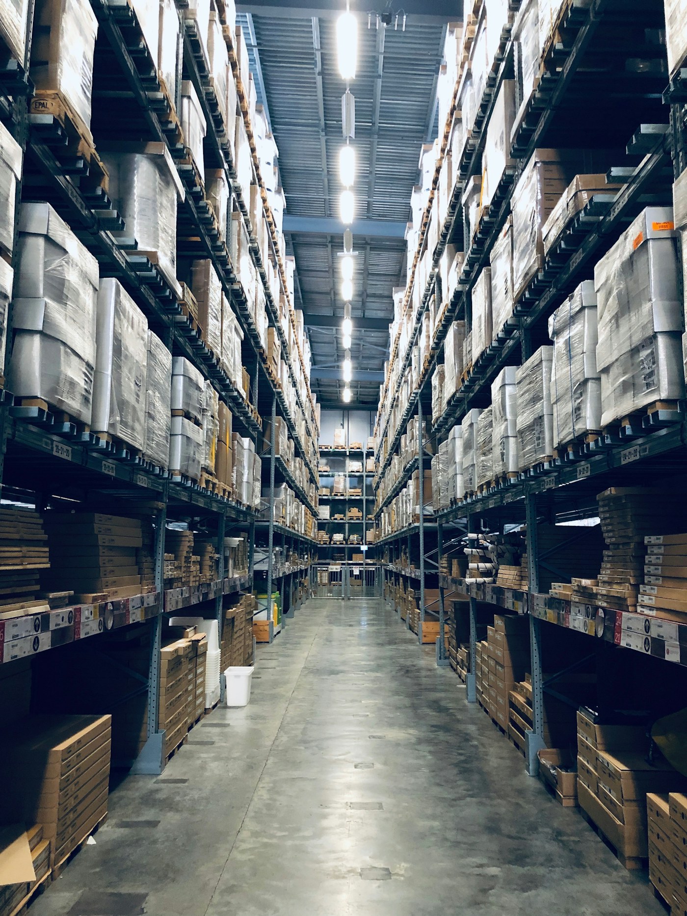 Temperature-controlled cold storage facility
